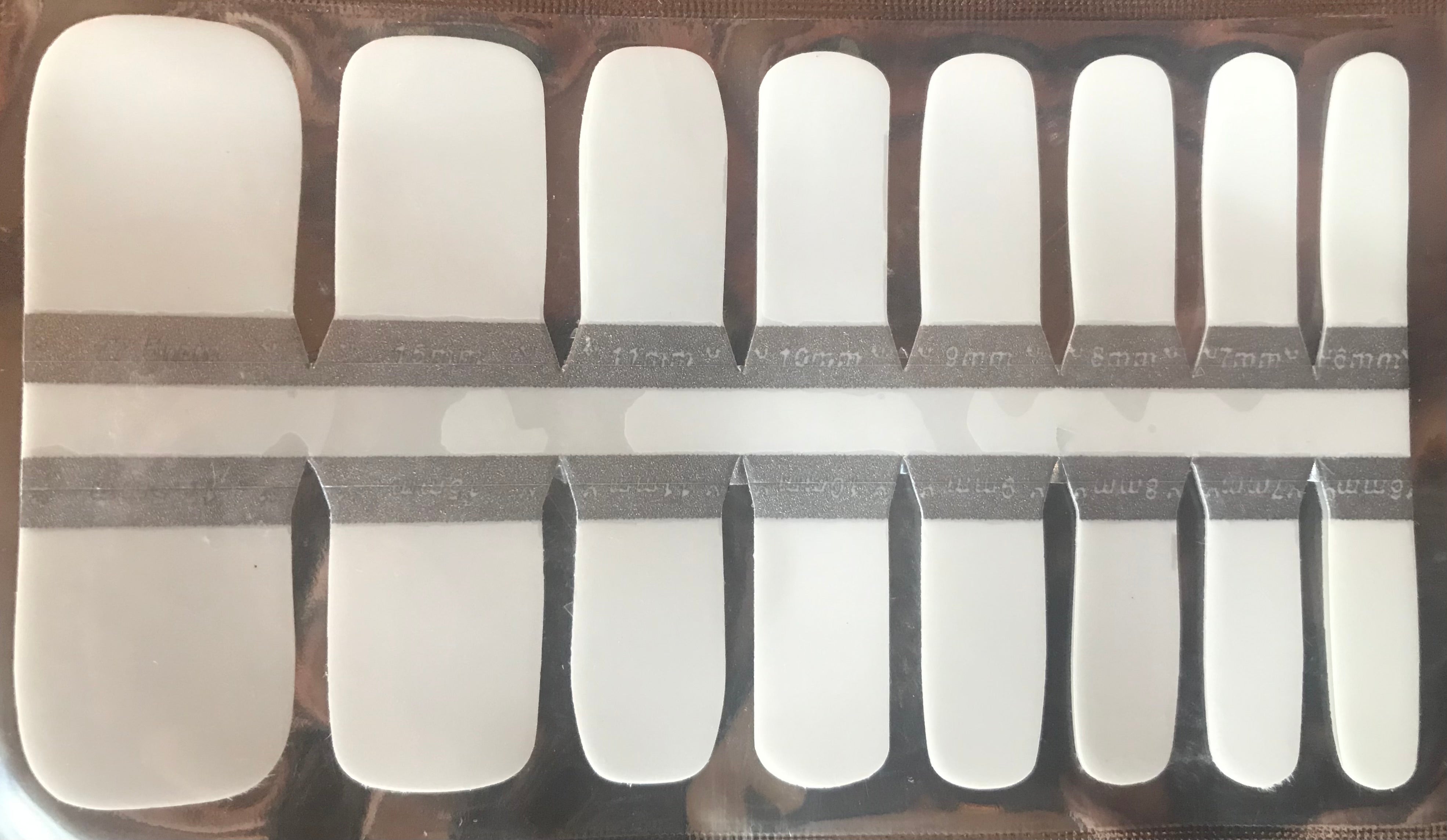 Pedis, Petites &amp;amp; Kids - Solid White