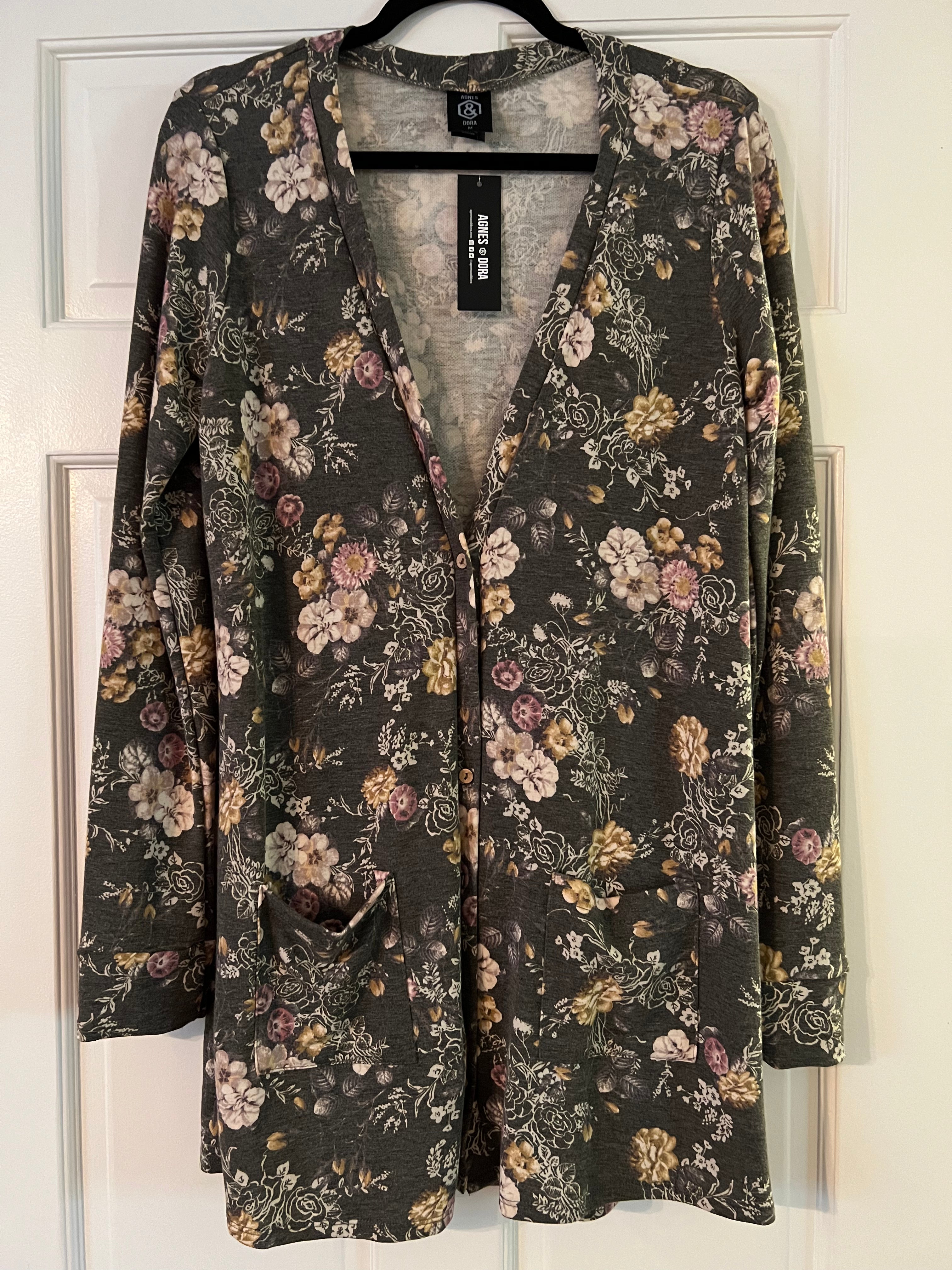 Agnes &amp;amp; Dora cardigan - M