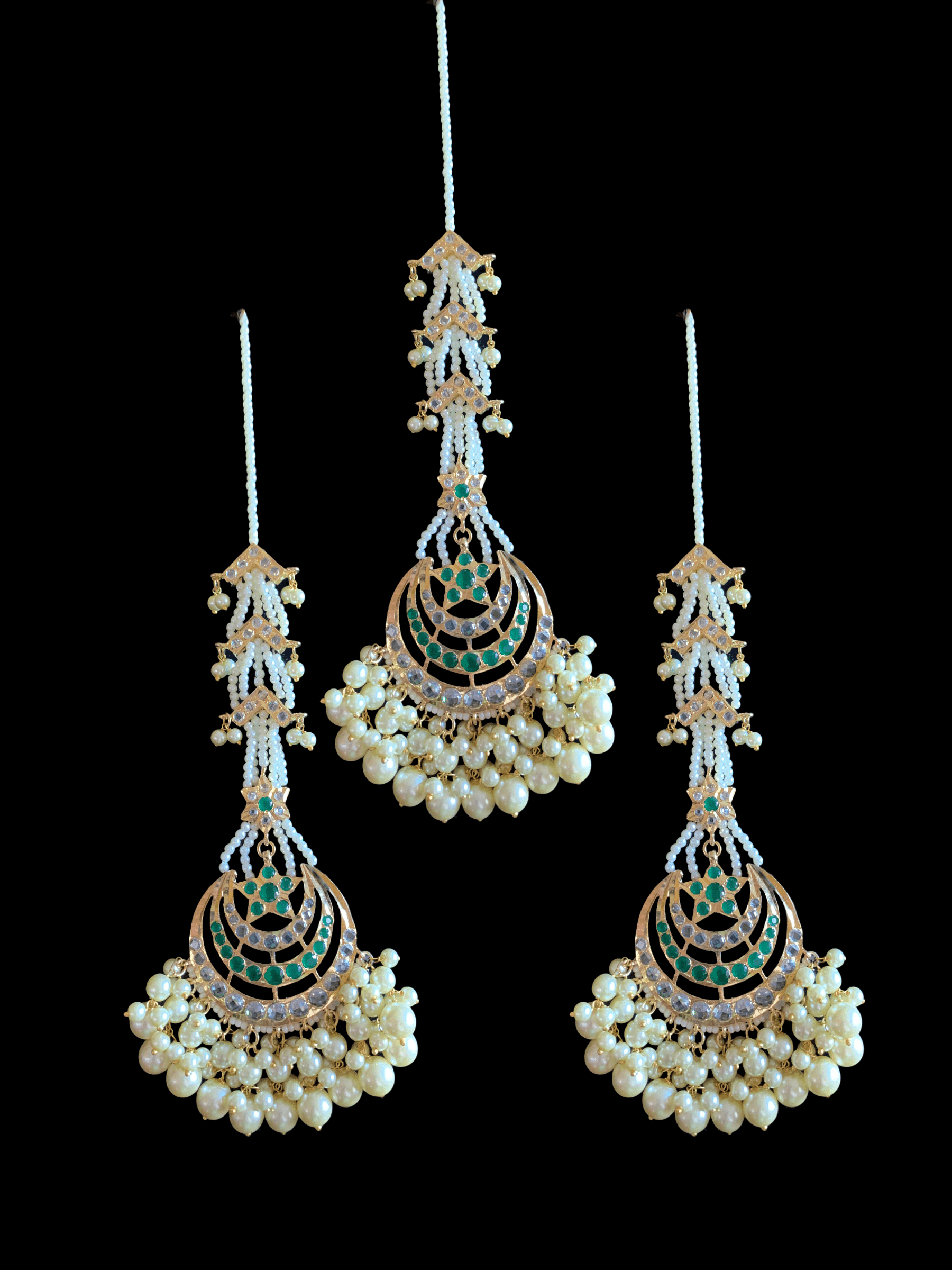 DJET37 Tahura earrings tika in green ( READY TO SHIP )