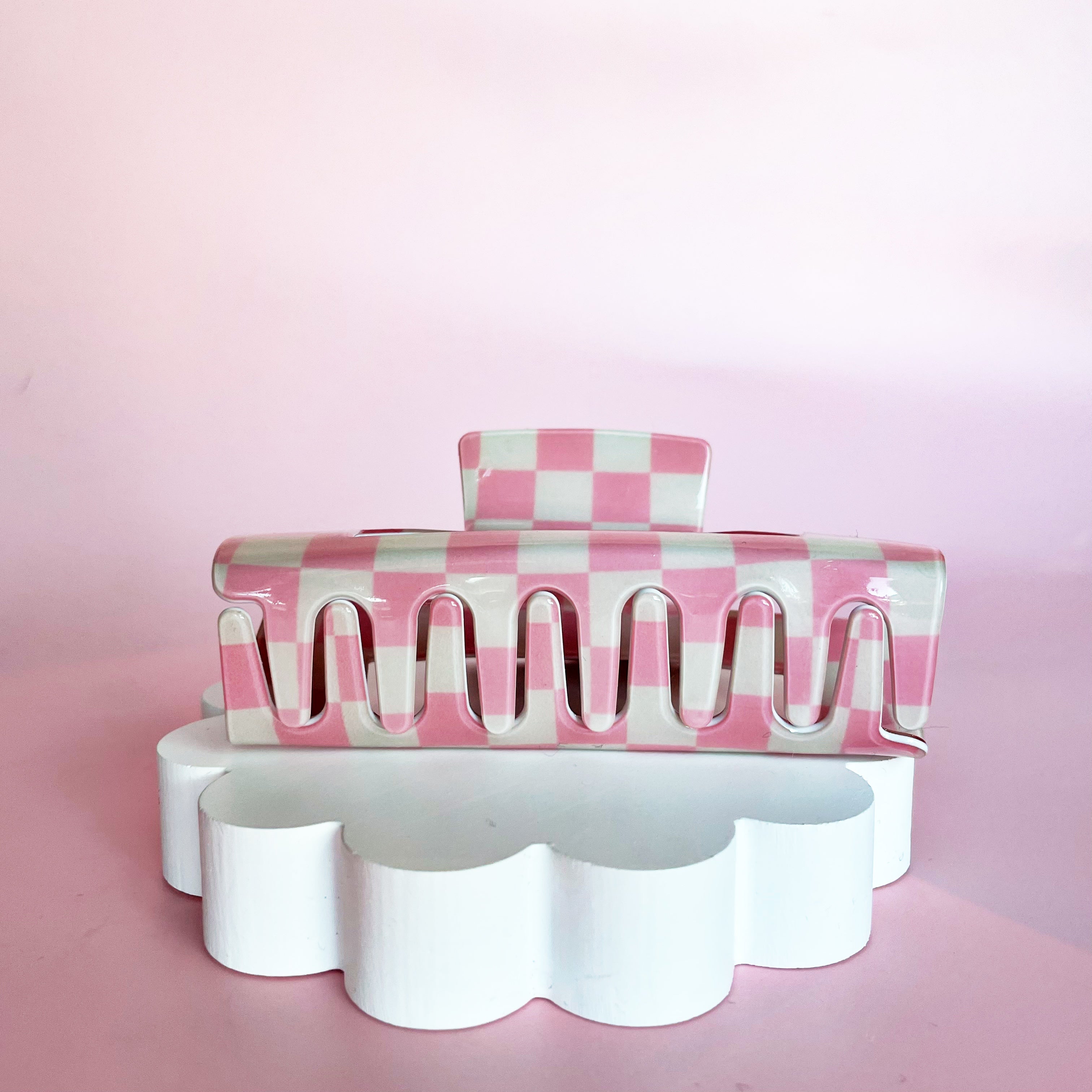 Blush Checkered Claw Clip