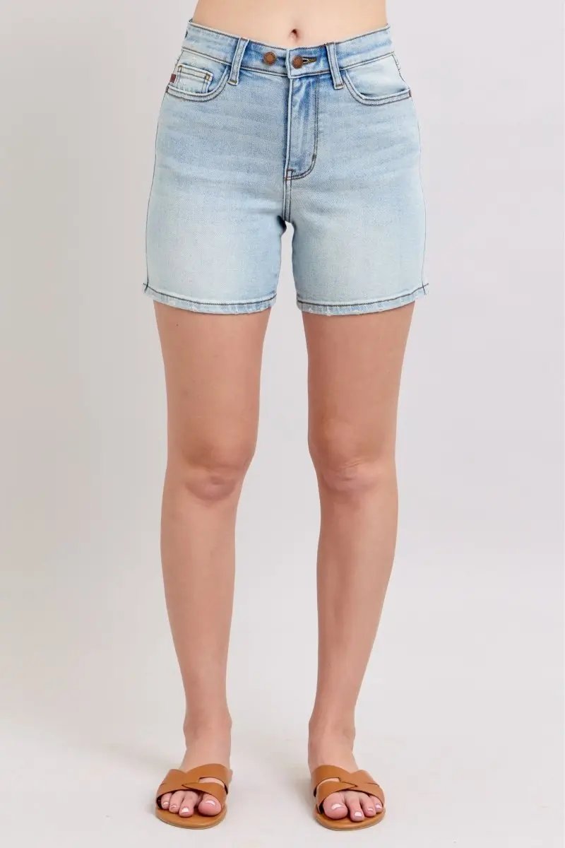 Trendsi Judy Blue Denim Shorts Women&amp;#39;s Casual Plus Size Jean Shorts with Pockets