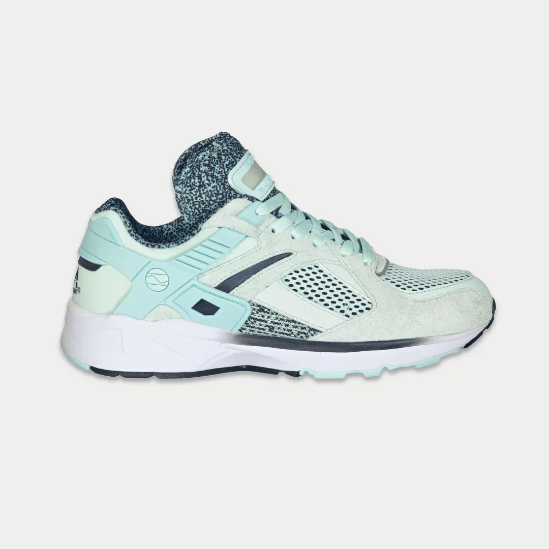 LA Gear Women&amp;#39;s Catapult Light-Up Lowtop | Mint x Black