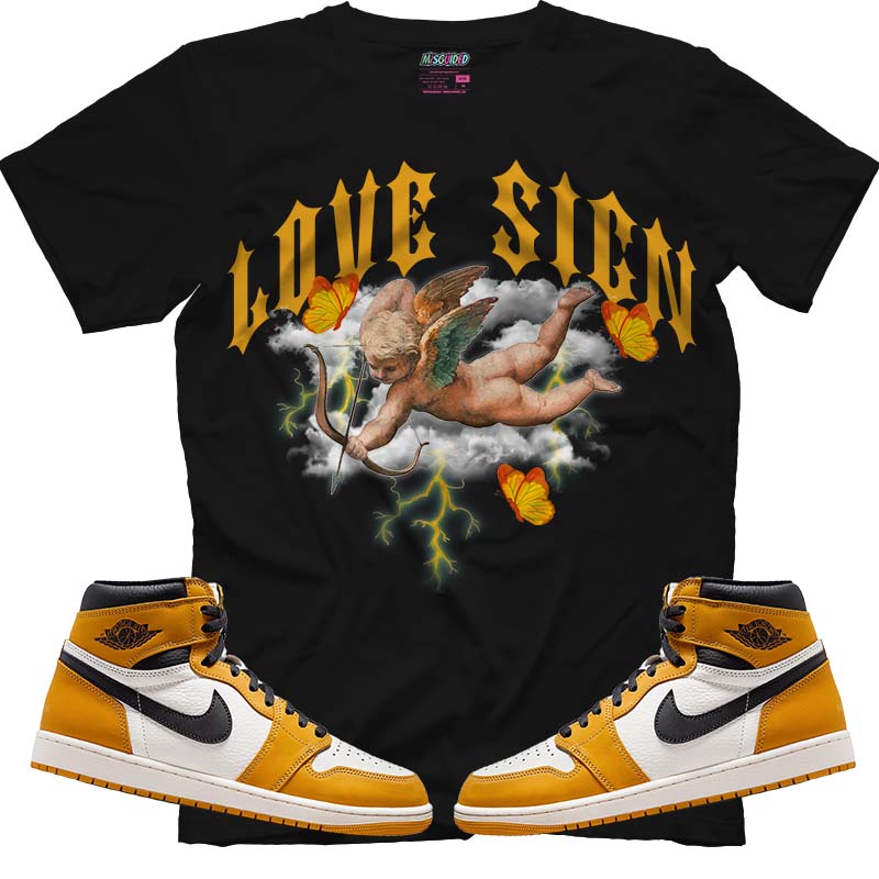 Love Sign (Air Jordan 1 Retro High OG &amp;#39;Yellow Ochre&amp;#39;) T-Shirt
