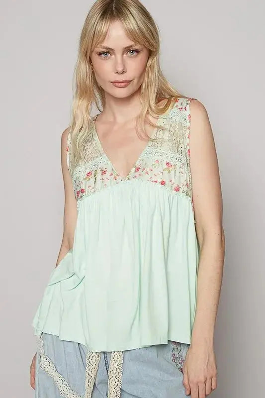Lace Floral Top Women&amp;#39;s Spring/Summer V-Neck Sleeveless Shirt