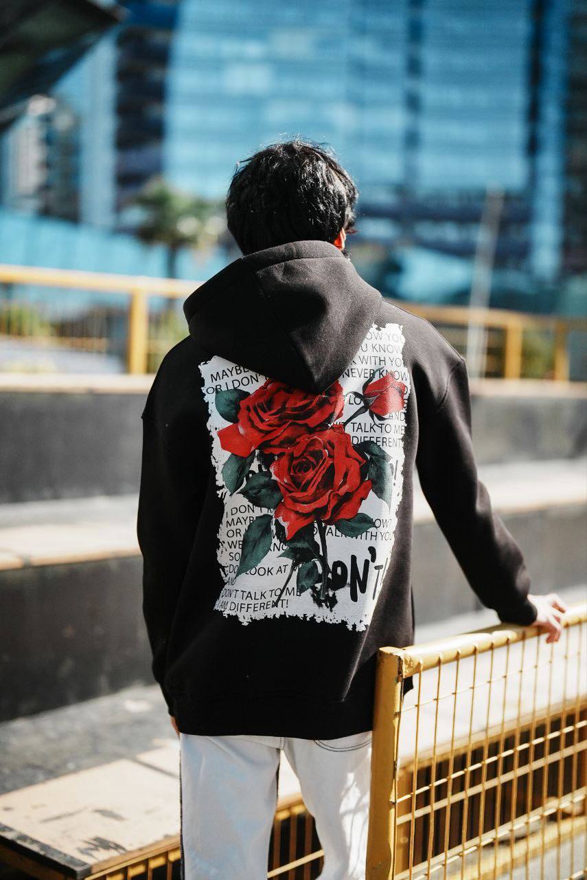 Oversize &#39;Red Roses&#39; Graphic Hoodie - Dark Aesthetic Streetwear Sweatshirt