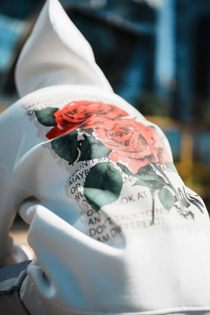 Oversize &#39;Red Roses&#39; Graphic Hoodie - Dark Aesthetic Streetwear Sweatshirt