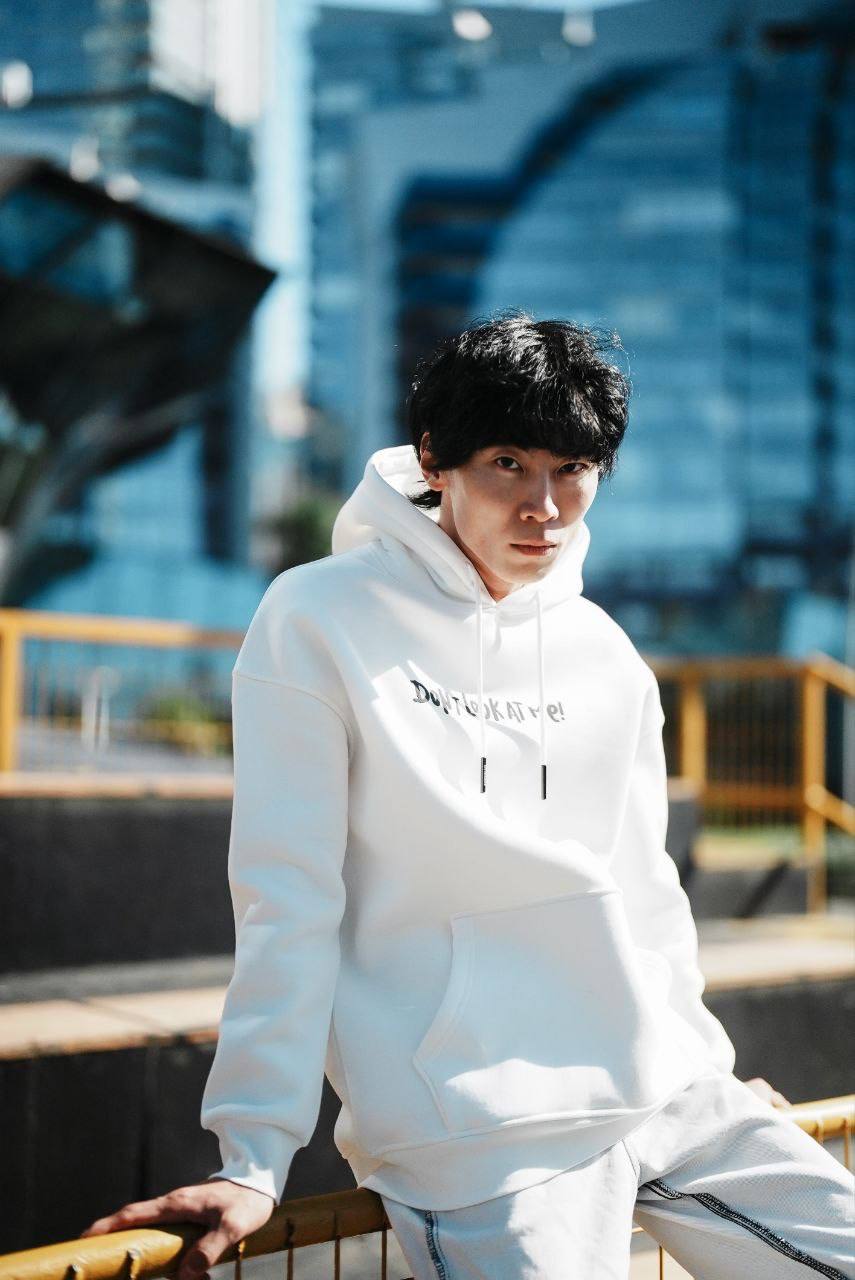 Oversize &#39;Red Roses&#39; Graphic Hoodie - Dark Aesthetic Streetwear Sweatshirt