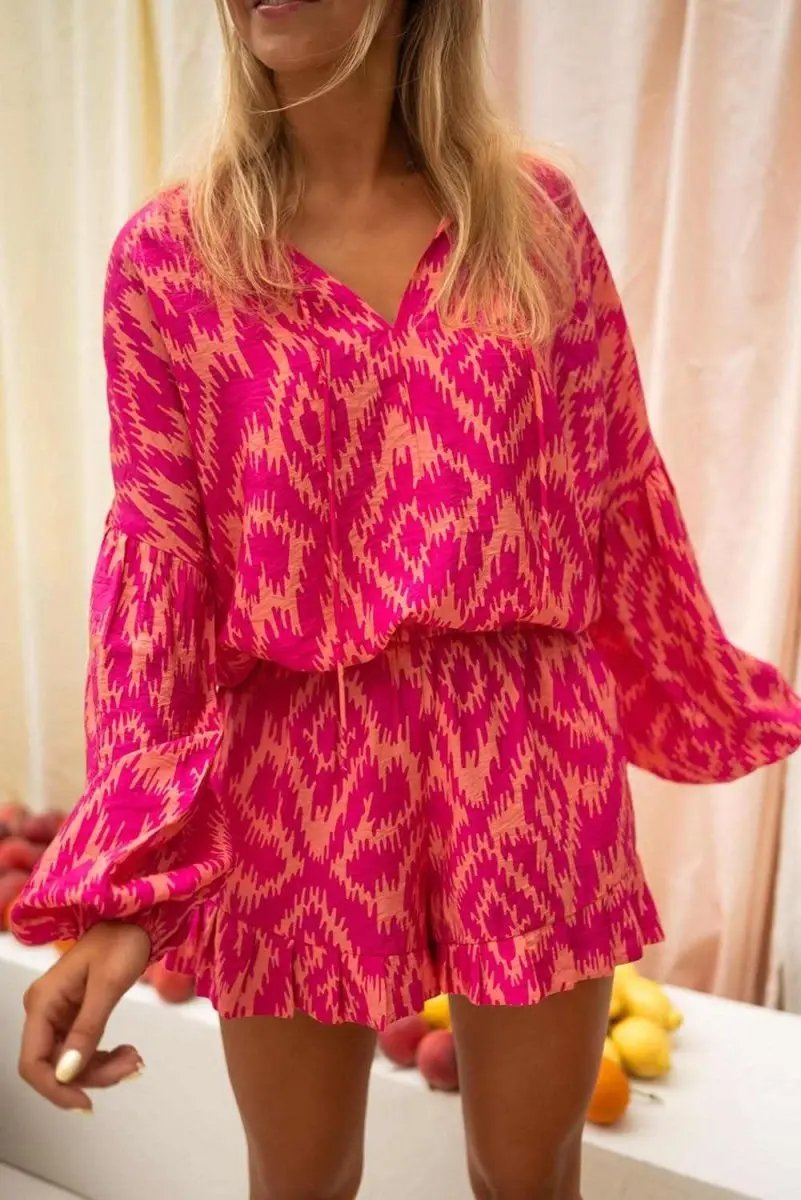 Love Salve Pink Aztec Set Women&amp;#39;s Vacation Outfit Ruffled Shorts Puff Sleeve Top