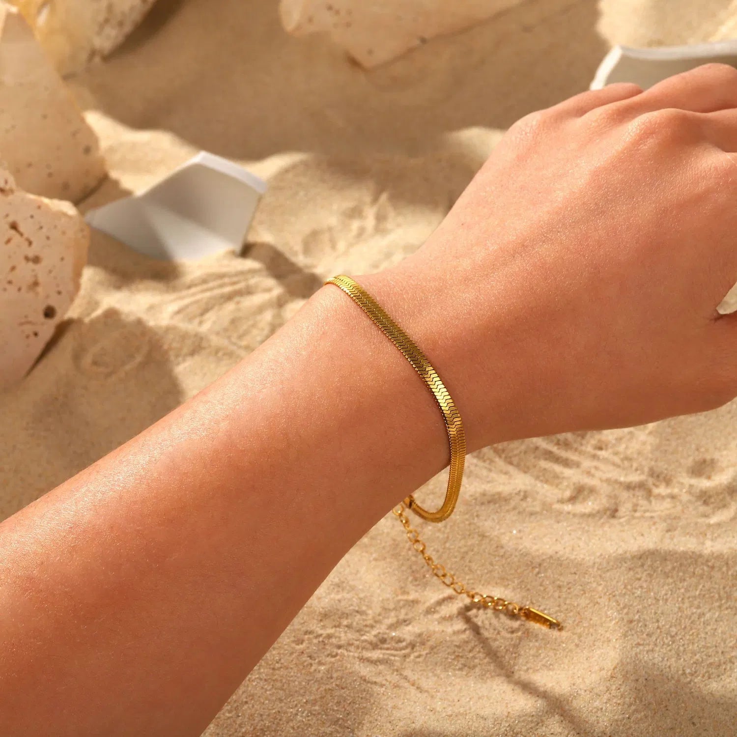 Stylish Snake Chain Bracelet..