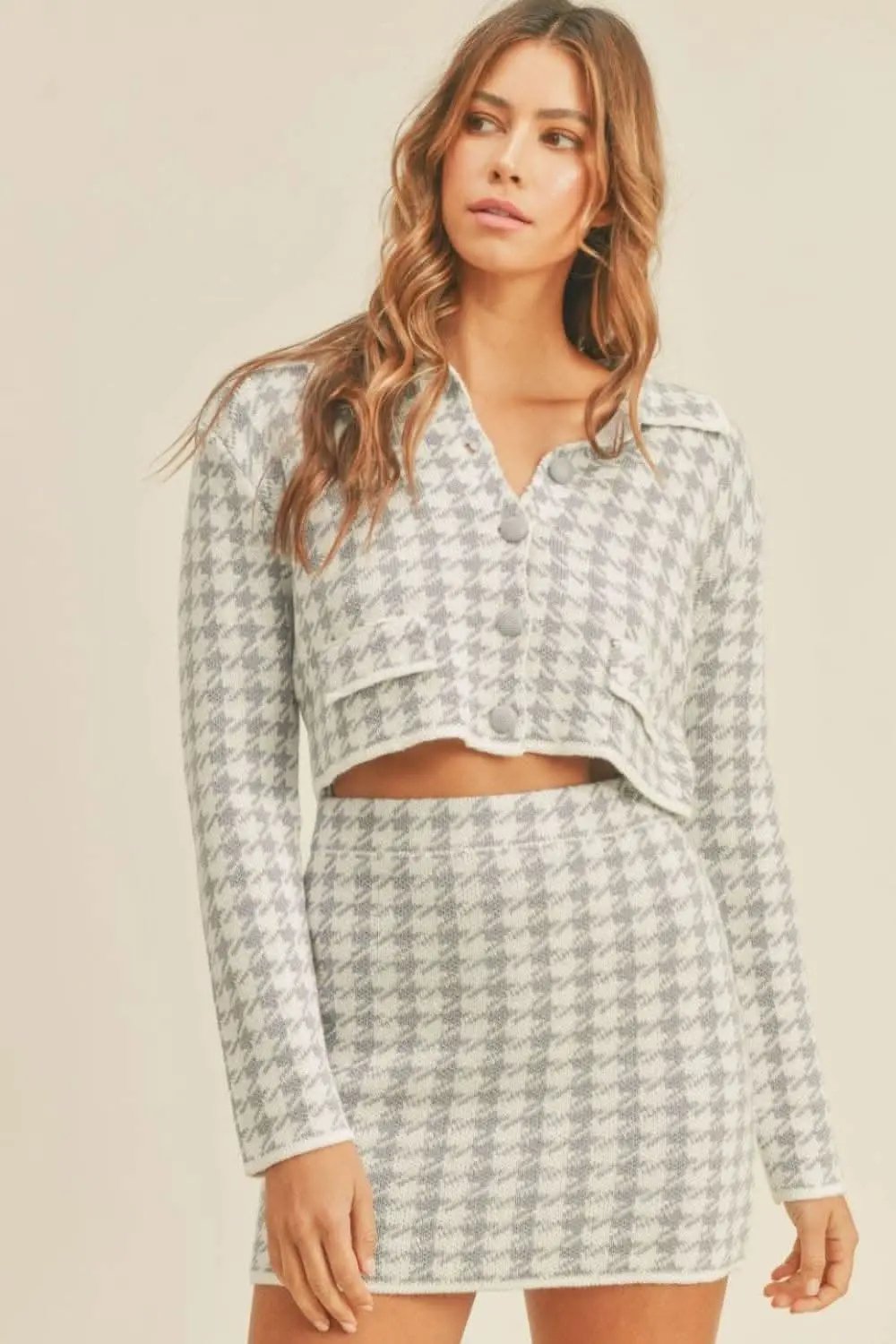 Chic houndstooth knit set for women