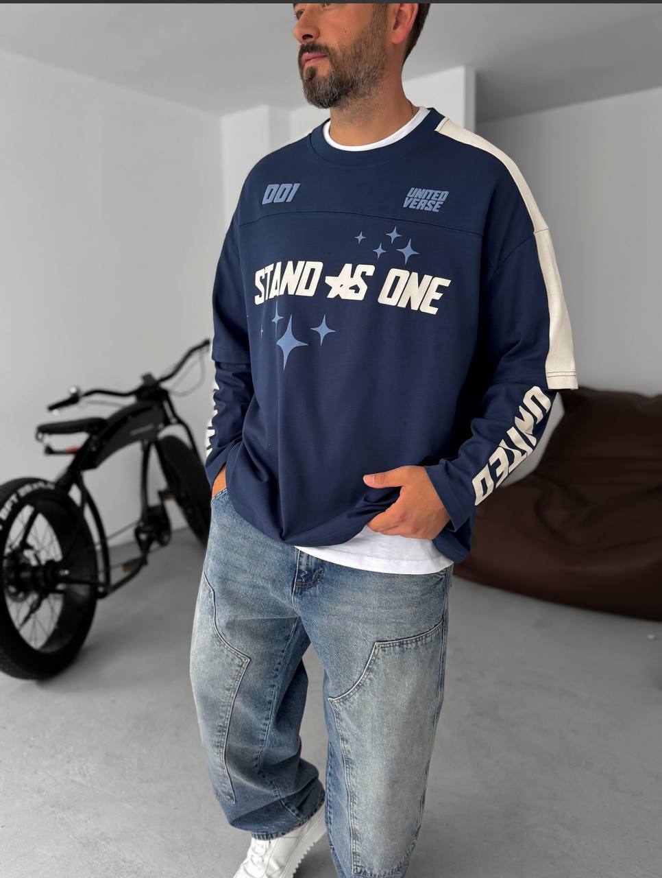 Unisex Oversize &amp;quot;United Verse&amp;quot; Long-Sleeve T-shirt